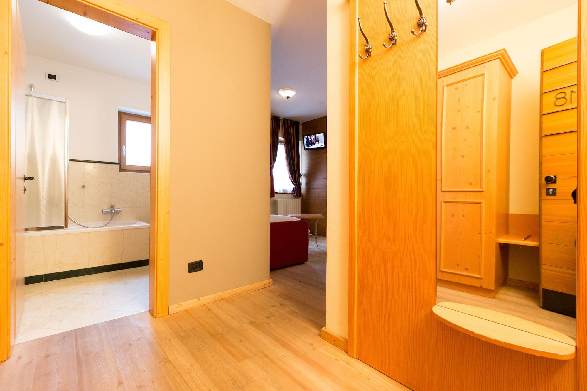 Hotel Touring Livigno Luaran gambar
