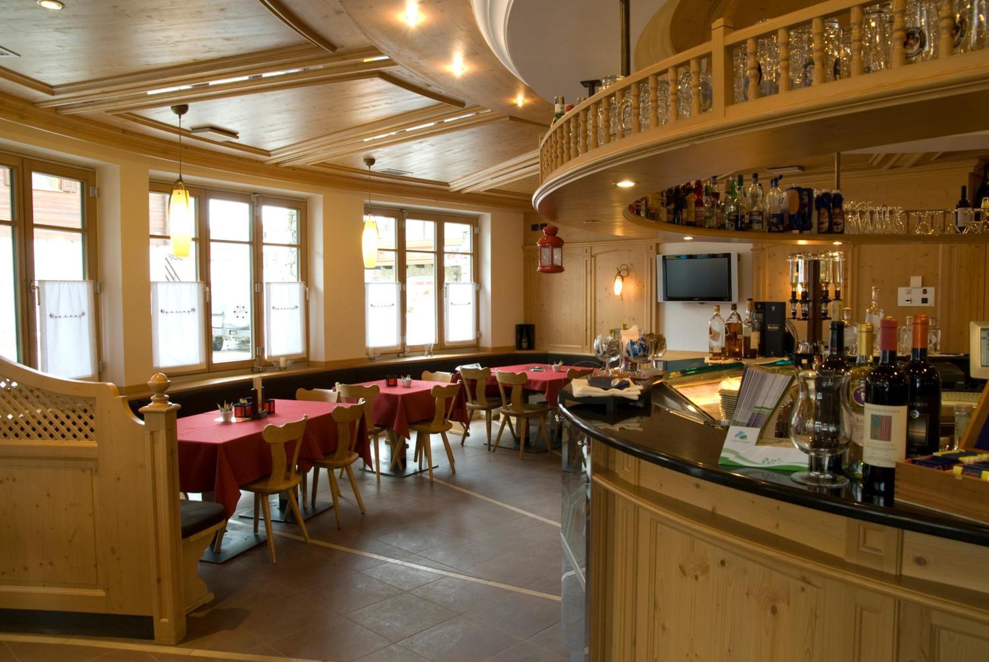 Hotel Touring Livigno Luaran gambar