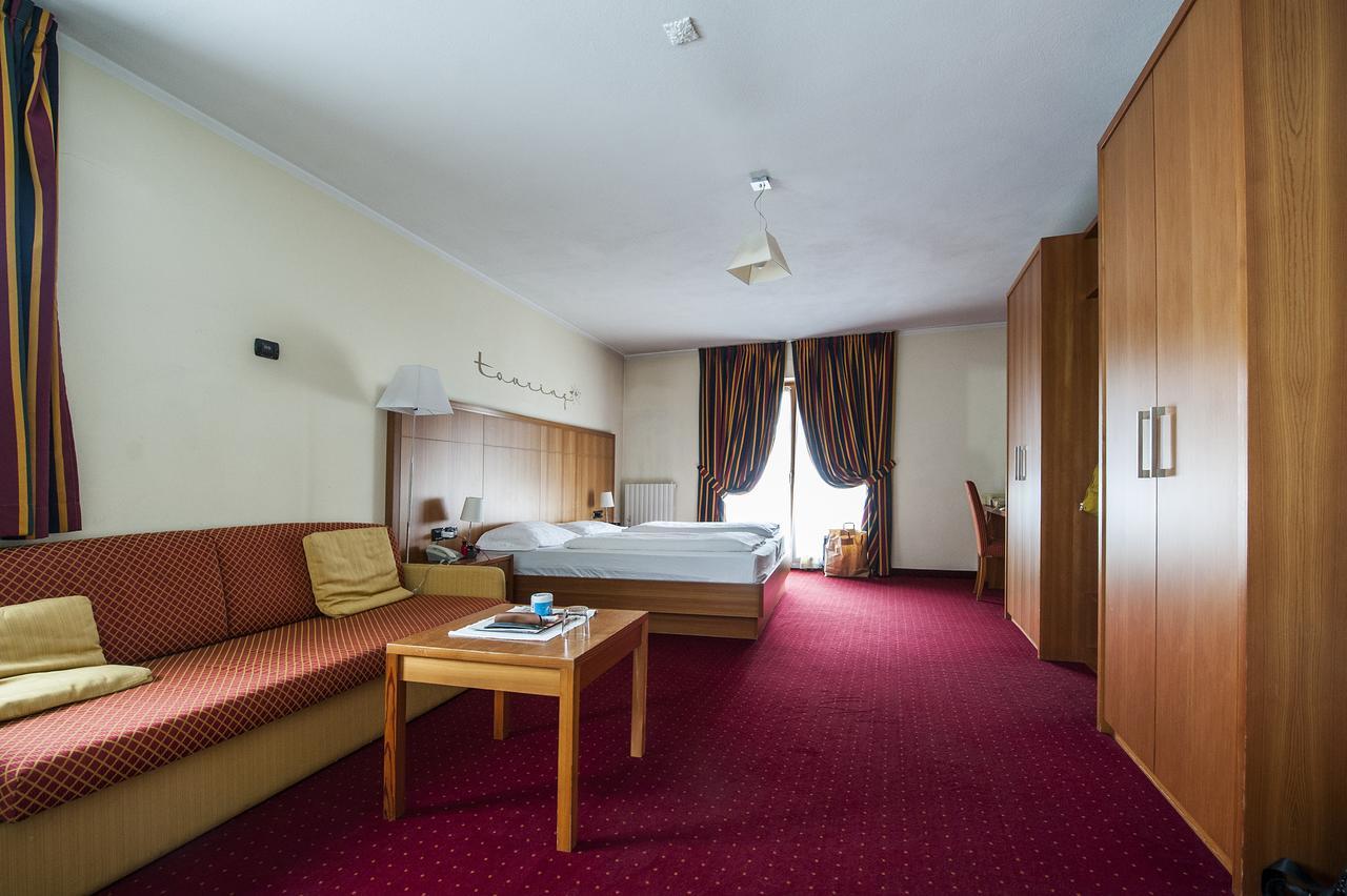 Hotel Touring Livigno Luaran gambar