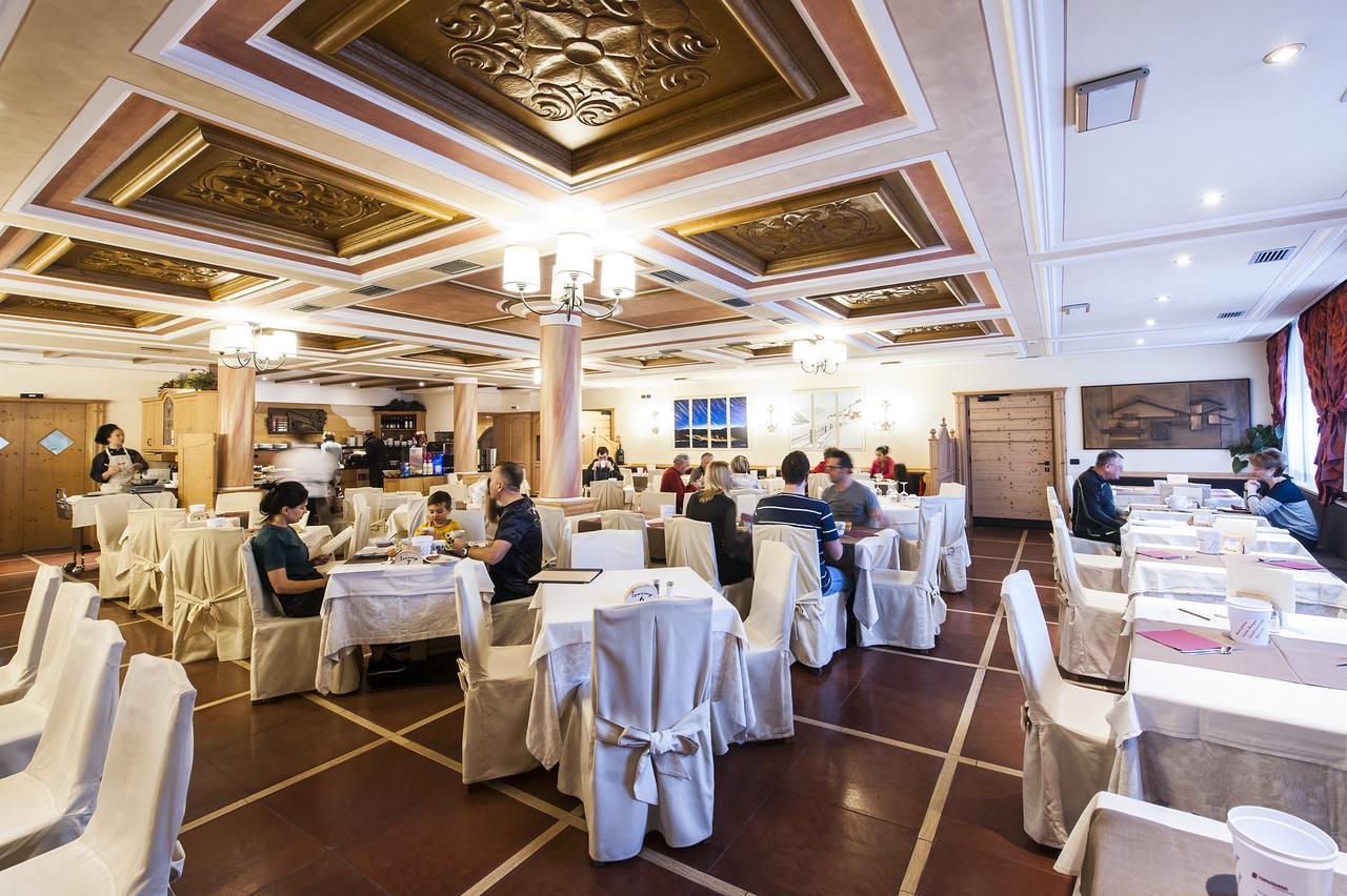 Hotel Touring Livigno Luaran gambar
